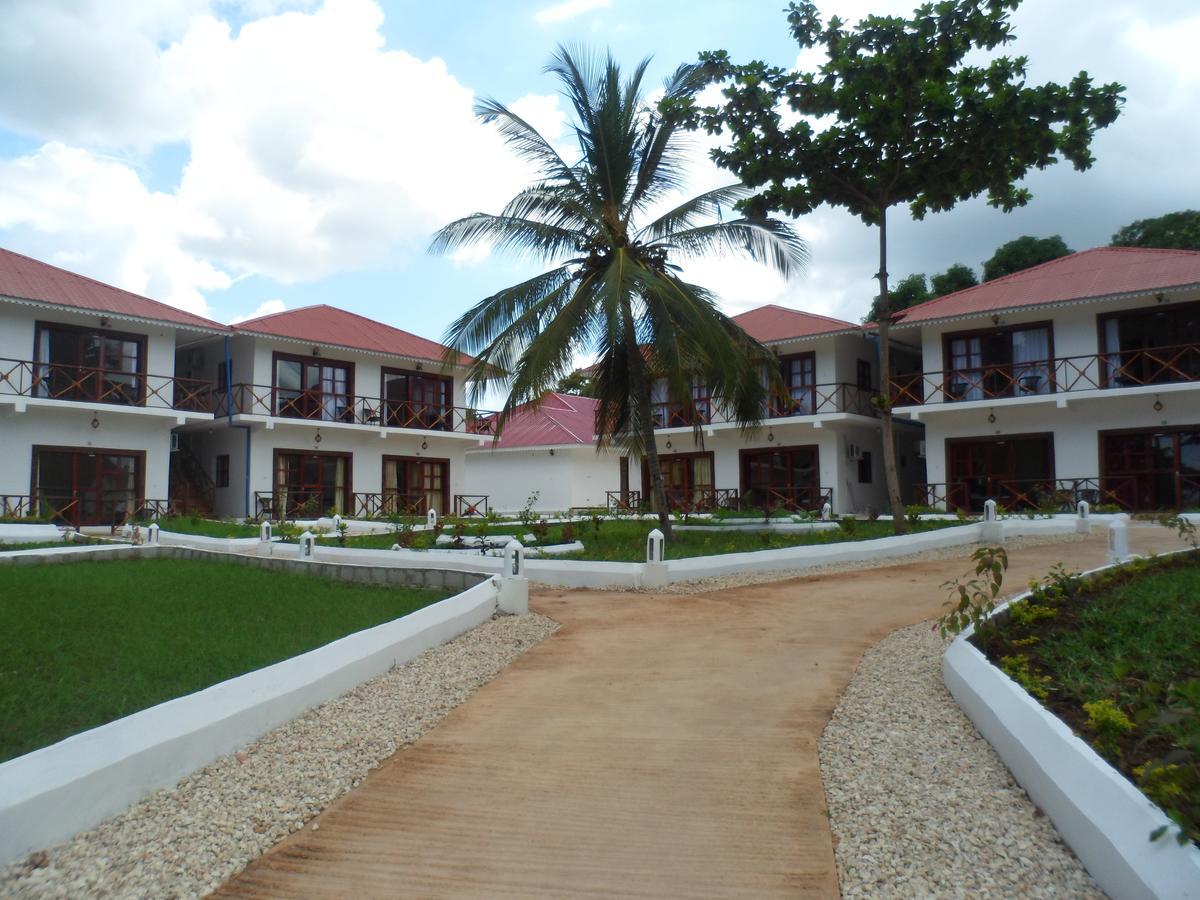 Amaan Ocean Hotel Kihinani Bububu Exteriér fotografie