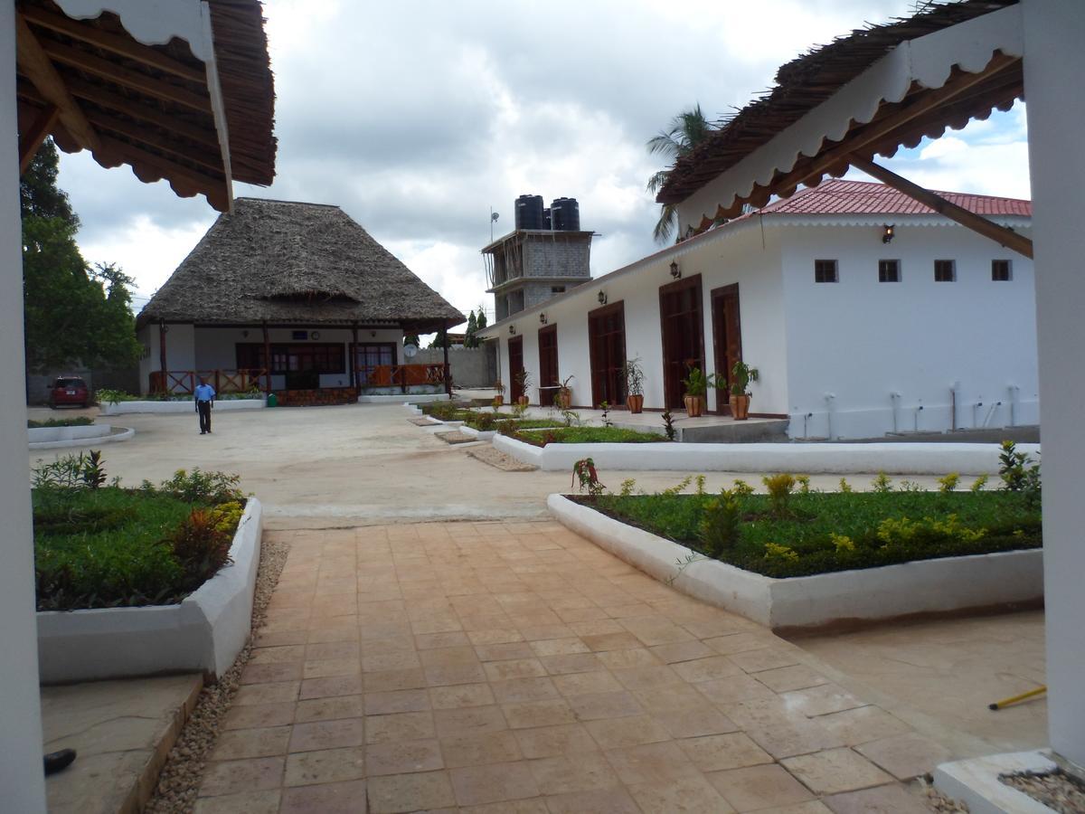 Amaan Ocean Hotel Kihinani Bububu Exteriér fotografie