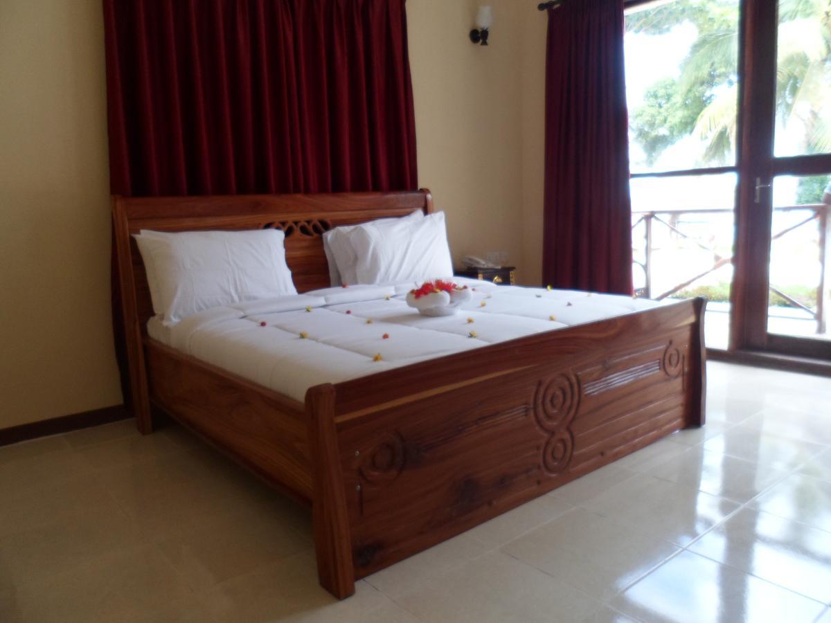 Amaan Ocean Hotel Kihinani Bububu Exteriér fotografie