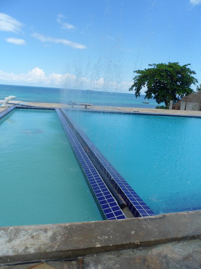 Amaan Ocean Hotel Kihinani Bububu Exteriér fotografie