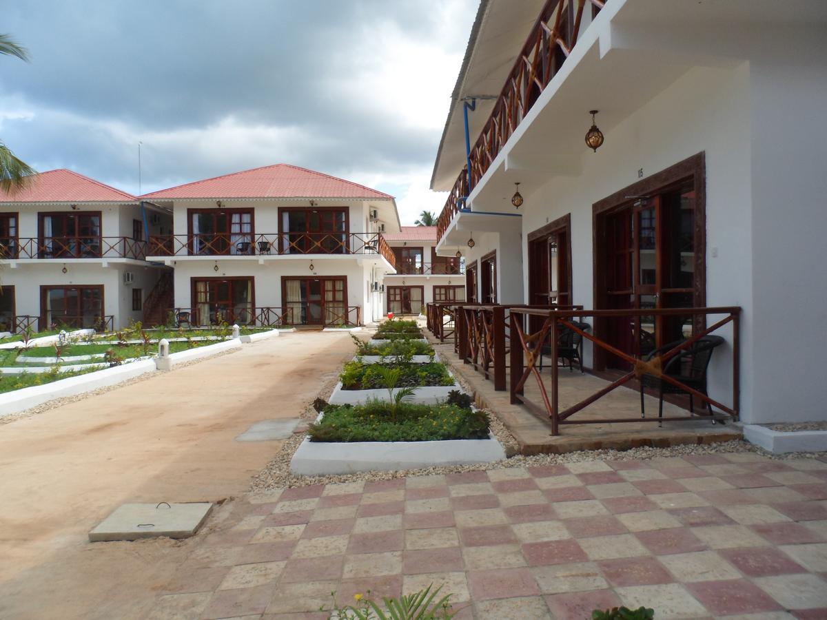 Amaan Ocean Hotel Kihinani Bububu Exteriér fotografie