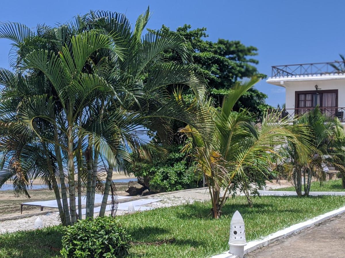 Amaan Ocean Hotel Kihinani Bububu Exteriér fotografie