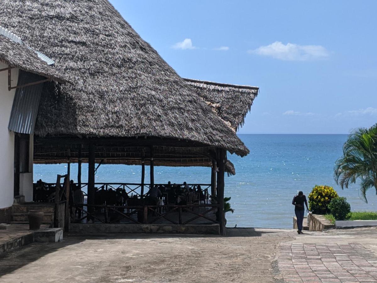 Amaan Ocean Hotel Kihinani Bububu Exteriér fotografie