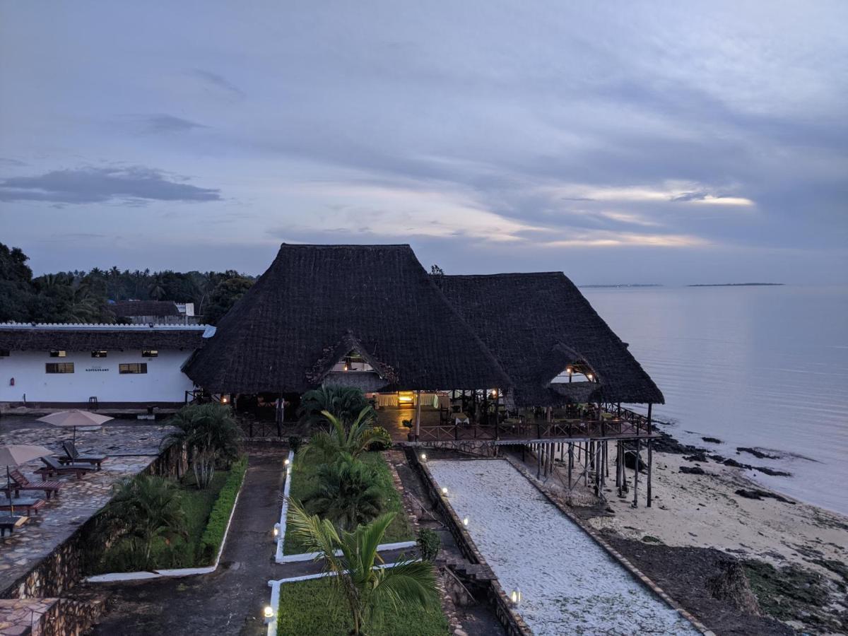 Amaan Ocean Hotel Kihinani Bububu Exteriér fotografie