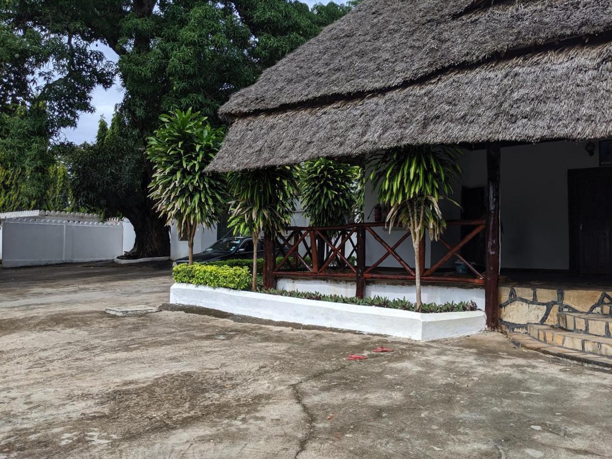 Amaan Ocean Hotel Kihinani Bububu Exteriér fotografie