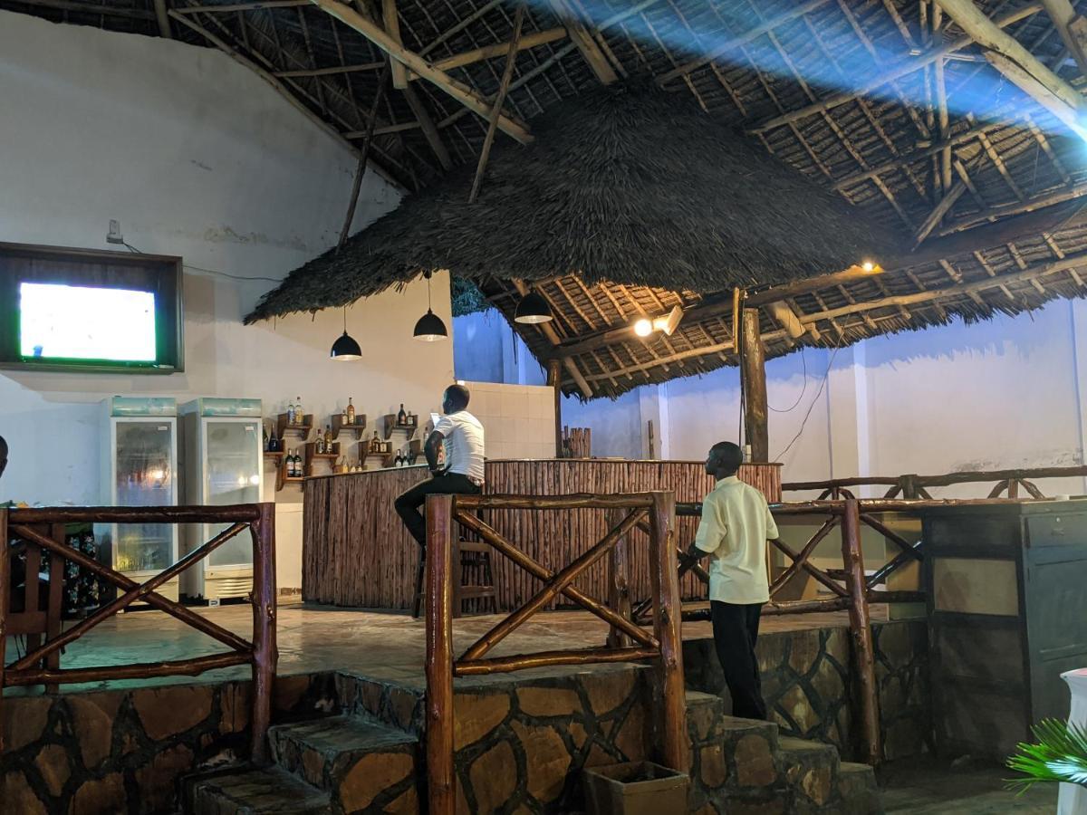Amaan Ocean Hotel Kihinani Bububu Exteriér fotografie