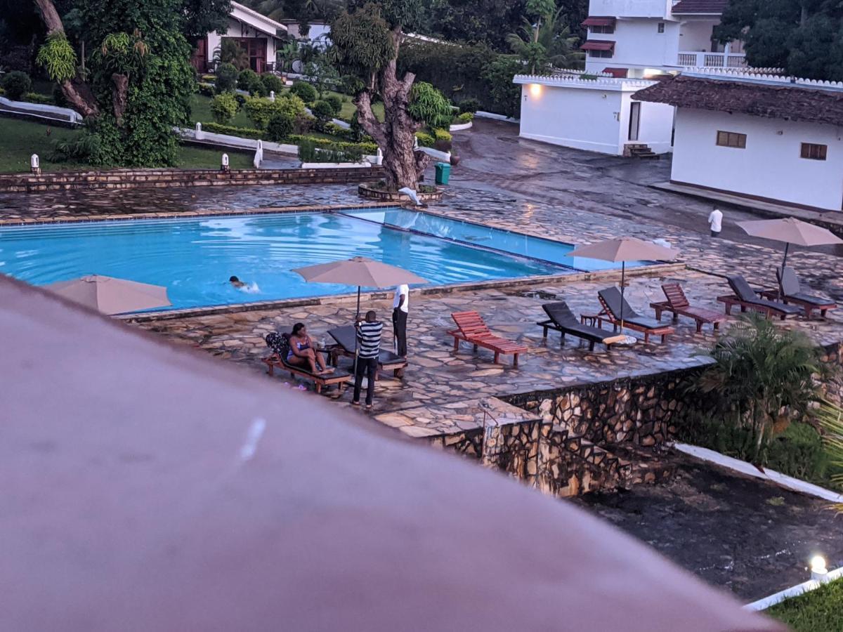 Amaan Ocean Hotel Kihinani Bububu Exteriér fotografie